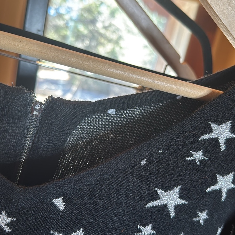 Lucy Paris Shiny Star Black Silver Sweater Size Medium - Picture 3 of 7